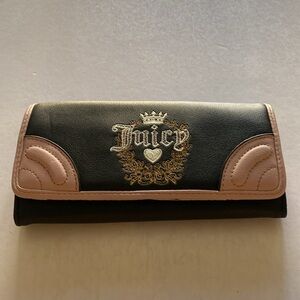 Juicy Couture Black and Pink Women's Wallet NWOT